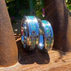 Tungsten and moonstone opal